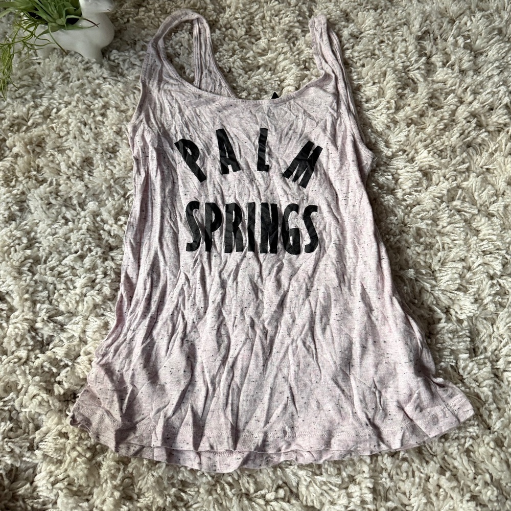 Casual tank top Palm Springs vacation getaway women’s flowy Graphic Tank Top - L